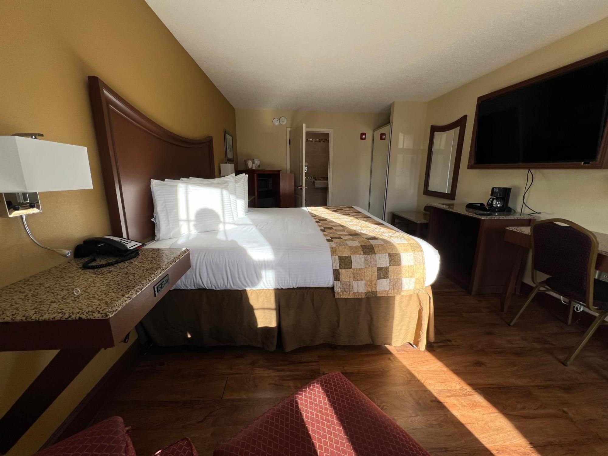 Atkinson Inn & Suites Lumberton Bagian luar foto