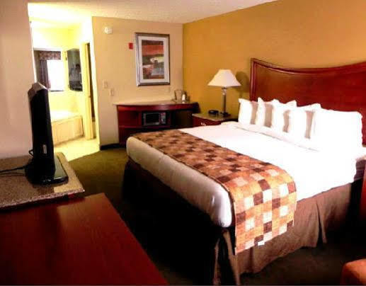Atkinson Inn & Suites Lumberton Bagian luar foto